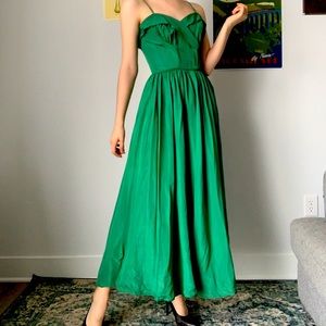 Gorgeous 50’ style evening gown.